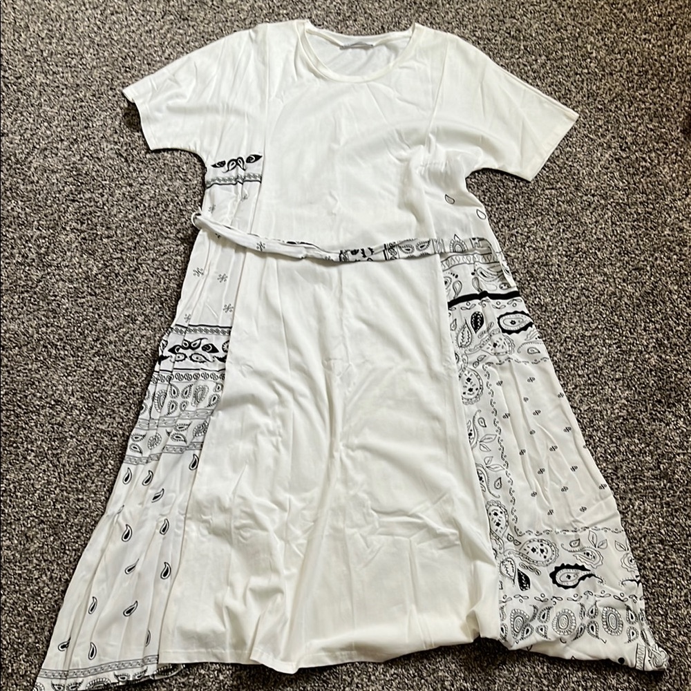 ZARA White and Black Patterned Dress